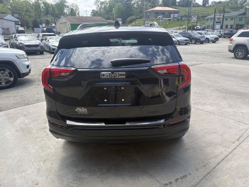 Used 2020 GMC Terrain SLT w/ Preferred Package AWD/4WD image 4