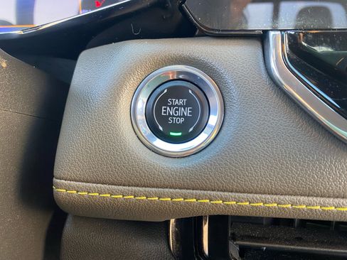 Used 2024 Chevrolet Colorado ZR2 image 28