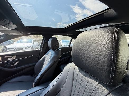 Used 2023 Mercedes-Benz E 350 4MATIC Sedan image 26