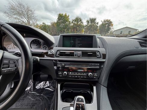 Used 2012 BMW 650i Convertible image 11