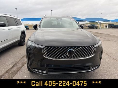Used 2025 Volvo XC90 B6 Plus AWD/4WD image 9