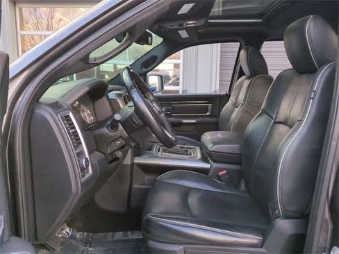 Used 2018 RAM 1500 Limited image 17