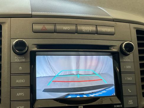 Used 2015 Toyota Venza Limited image 17