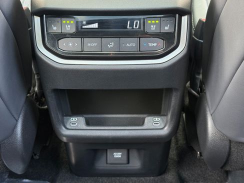 Used 2024 Lexus TX 500h AWD w/ Technology Package image 34