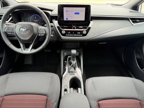 Used 2026 Toyota Corolla SE image 22