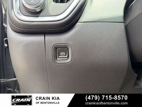 Used 2020 GMC Sierra 1500 SLT AWD/4WD image 11