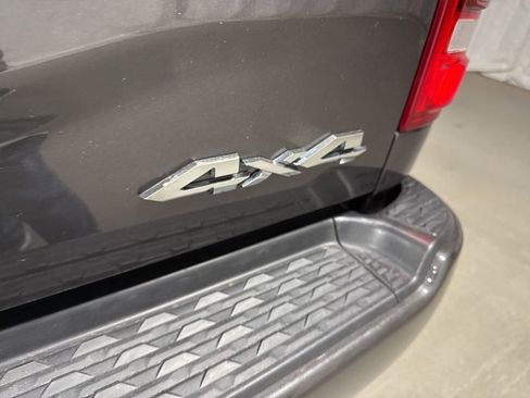 Used 2024 RAM 2500 Laramie w/ Safety Group AWD/4WD image 19