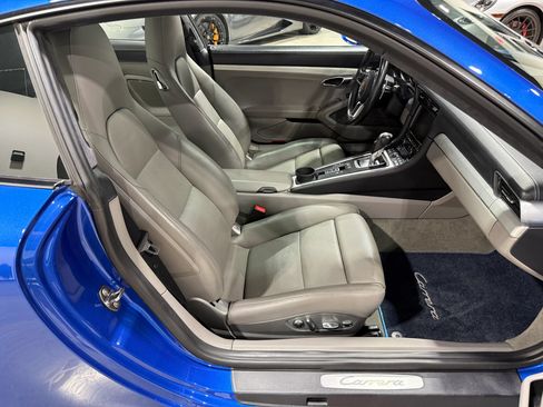 Used 2015 Porsche 911 Carrera image 40