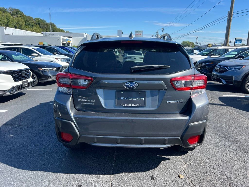 Used 2023 Subaru Crosstrek 2.0i Premium AWD/4WD image 4