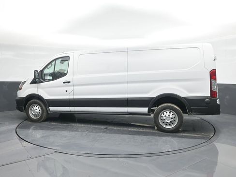 Used 2024 Ford Transit 150 Low Roof AWD image 30