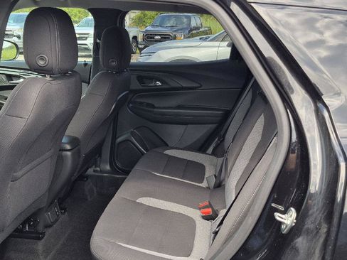 Used 2024 Chevrolet TrailBlazer LT w/ Convenience Package FWD image 7