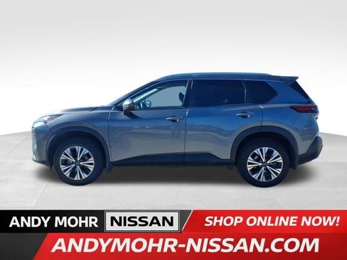 Used 2022 Nissan Rogue SV w/ SV Premium Package image 5