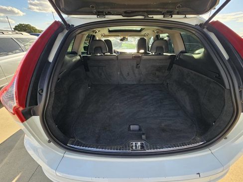 Used 2016 Volvo XC60 T5 Premier image 15