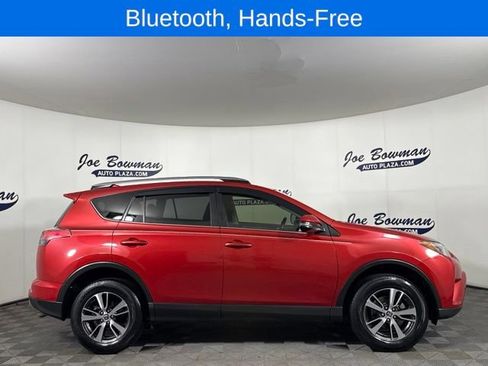 Used 2017 Toyota RAV4 XLE FWD image 6