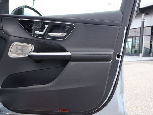 Certified 2025 Mercedes-Benz GLC 300 GLC 300W4 image 27