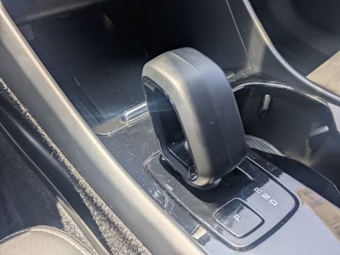 Certified 2023 Volvo C40 P8 Recharge Ultimate w/ Protection Package Premier AWD/4WD image 17