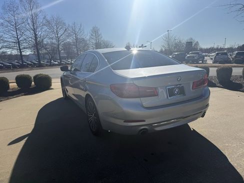 Used 2018 BMW 530e xDrive image 3