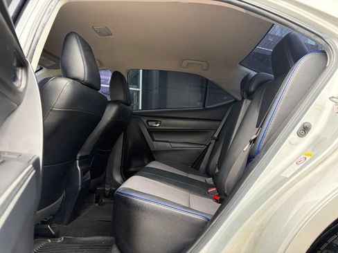 Used 2019 Toyota Corolla SE FWD image 11