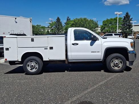 Used 2016 GMC Sierra 2500 2WD Regular Cab w/ Sierra Convenience Package image 9