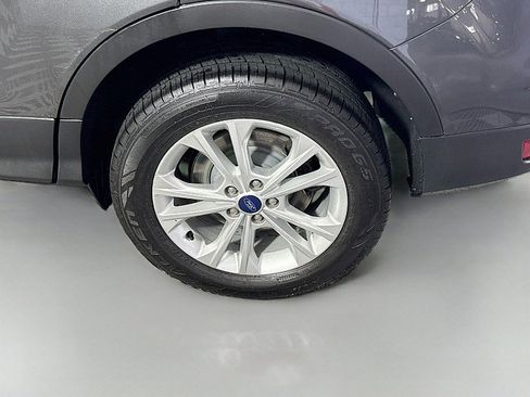 Used 2018 Ford Escape SEL w/ Ford Safe & Smart Package FWD image 29