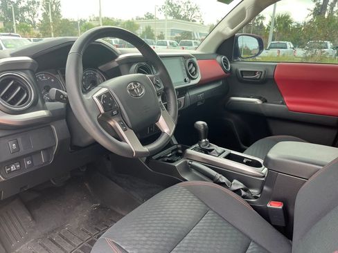 Used 2023 Toyota Tacoma 2WD Double Cab image 6