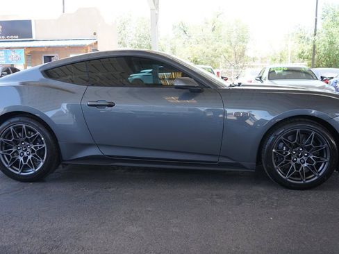 Used 2025 Ford Mustang GT Premium w/ GT Performance Package RWD image 2
