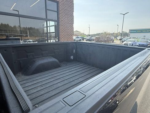 Used 2022 Chevrolet Silverado 1500 Custom Trail Boss image 14