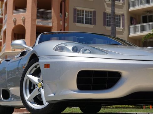 Used 2000 Ferrari 360 Spider RWD image 20