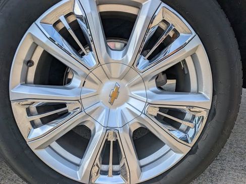 Used 2023 Chevrolet Tahoe High Country AWD/4WD image 8