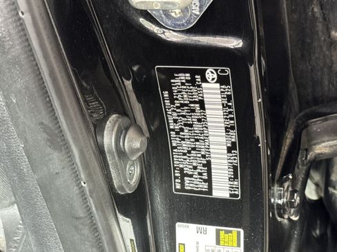 Used 2022 Toyota Corolla LE FWD image 28
