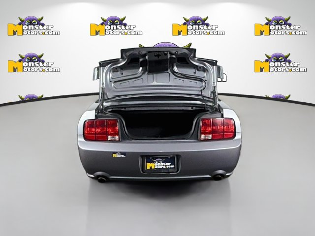 Used 2006 Ford Mustang GT Premium RWD image 25