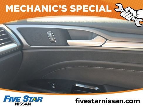 Used 2013 Ford Fusion Titanium w/ Titanium Driver Assist Pkg FWD image 15
