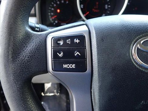 Used 2012 Toyota 4Runner Trail AWD/4WD image 15