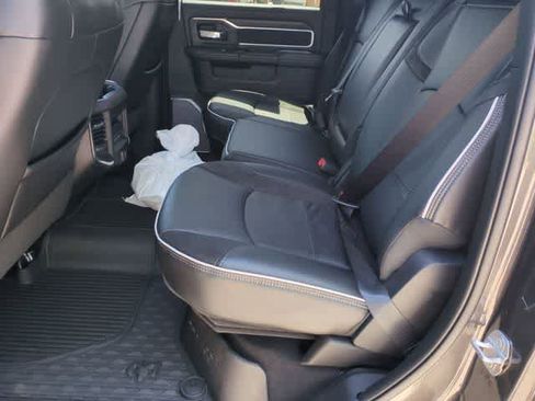 New 2026 RAM 2500 Laramie AWD/4WD image 21