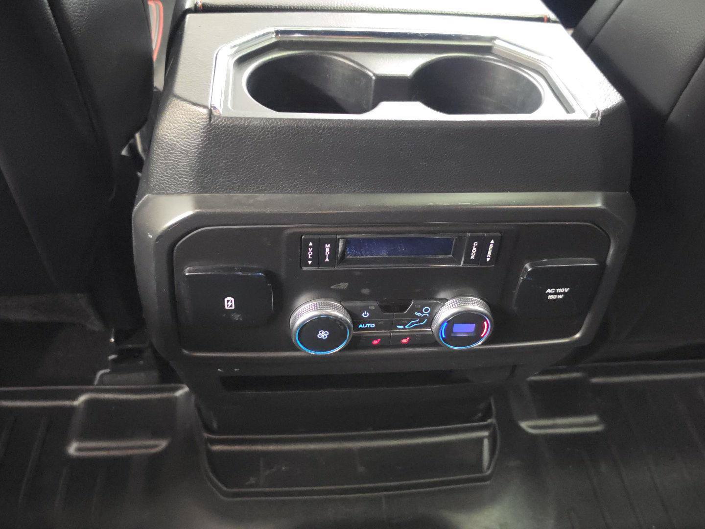 Used 2020 Ford Expedition Limited w/ Equipment Group 303A AWD/4WD image 17