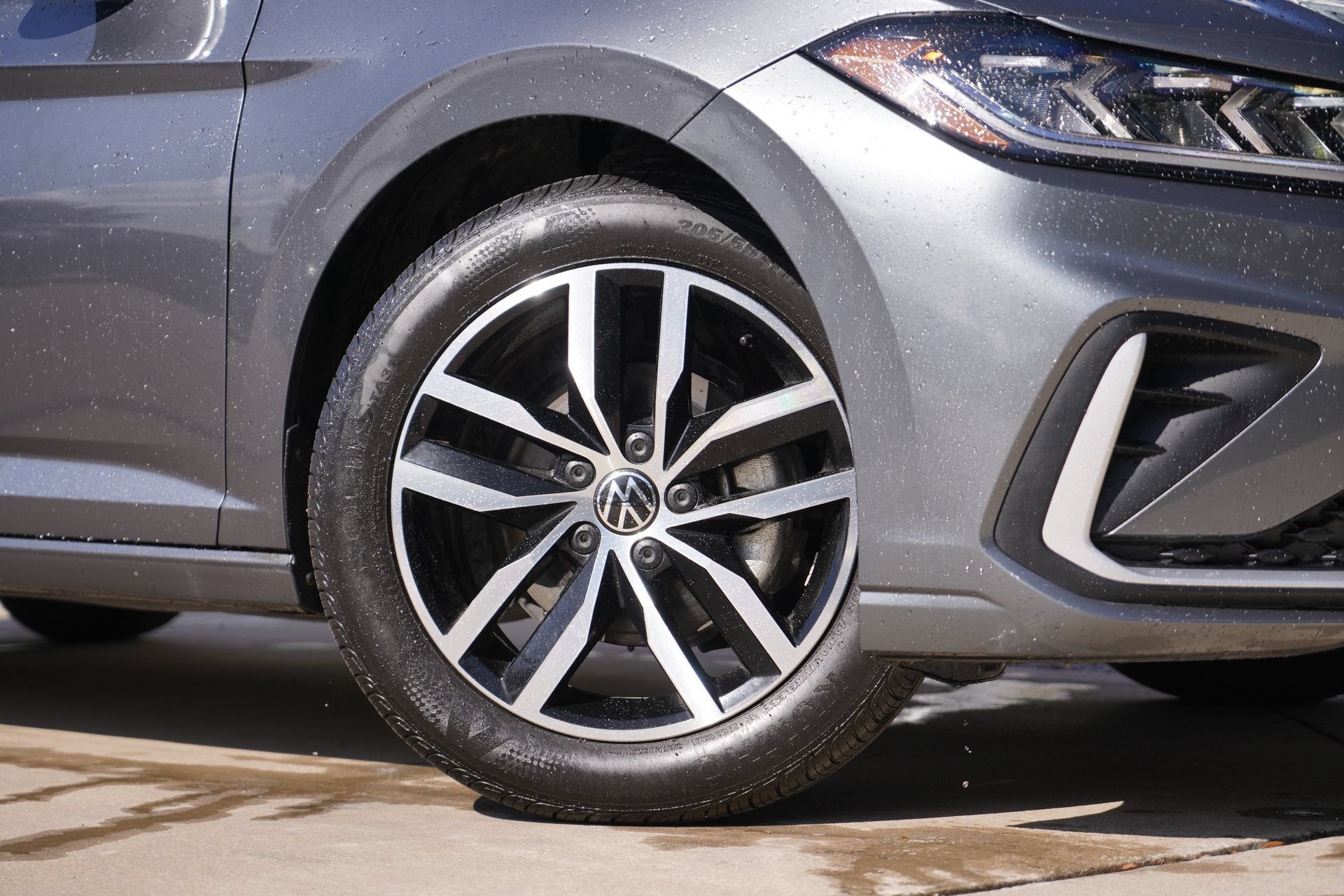 Certified 2026 Volkswagen Jetta SE FWD image 3