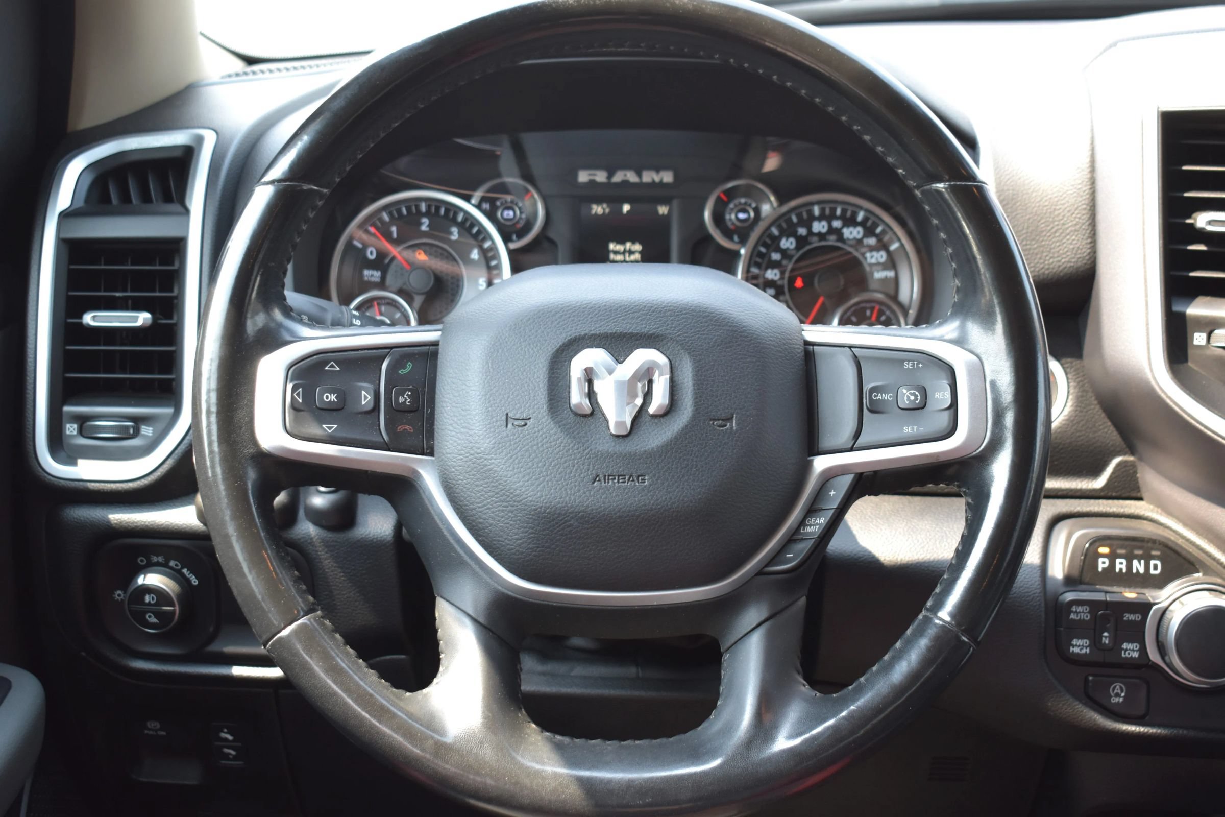 Used 2020 RAM 1500 Big Horn AWD/4WD image 13
