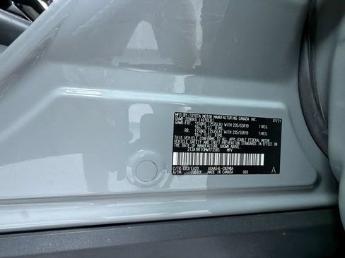 Used 2021 Toyota RAV4 XLE Premium AWD/4WD image 15