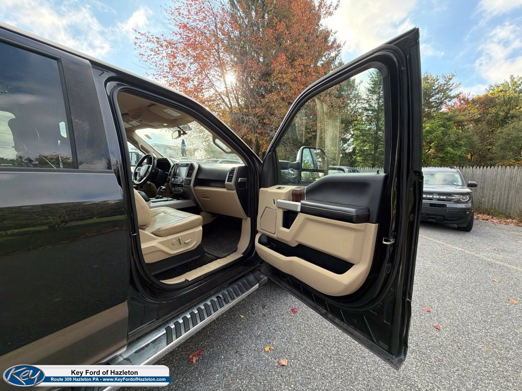 Used 2015 Ford F150 Lariat w/ Equipment Group 501A Mid AWD/4WD image 17