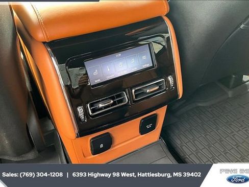 Used 2023 Lincoln Aviator Black Label w/ Dynamic Handling Package image 25