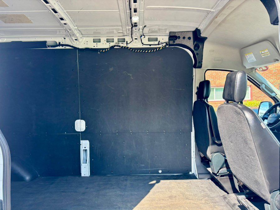 Used 2023 Ford Transit 250 Medium Roof w/ Load Area Protection Package RWD image 23