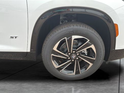 New 2026 Buick Enclave Sport Touring w/ Power Package AWD/4WD image 29
