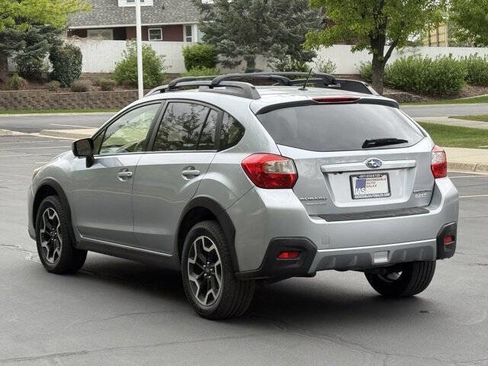 Used 2016 Subaru Crosstrek 2.0i Premium w/ Moonroof Package AWD/4WD image 6