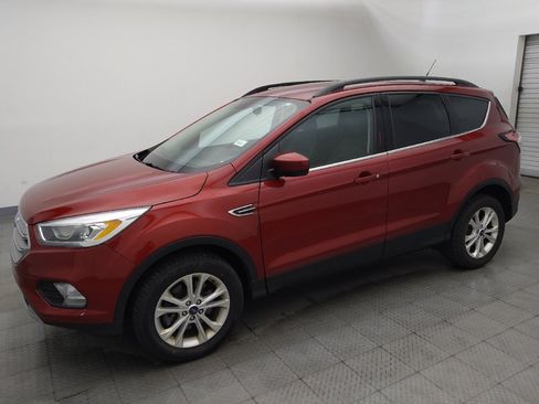 Used 2018 Ford Escape SEL AWD/4WD image 2