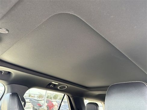 Used 2020 Ford Explorer XLT w/ Equipment Group 202A image 21