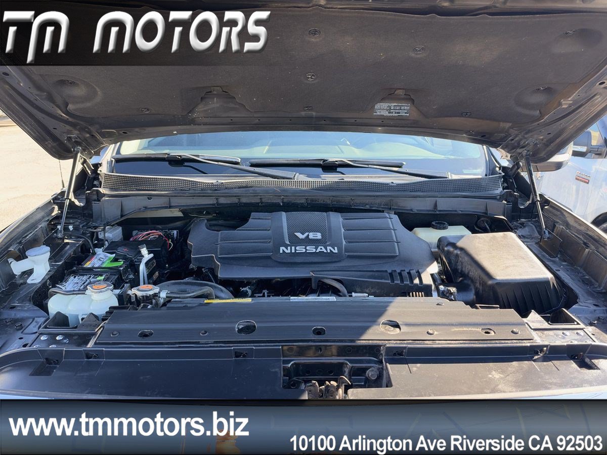Used 2017 Nissan Titan SV RWD image 23