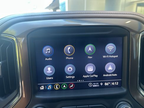 Used 2022 Chevrolet Silverado 2500 High Country w/ Z71 Off-Road Package image 32