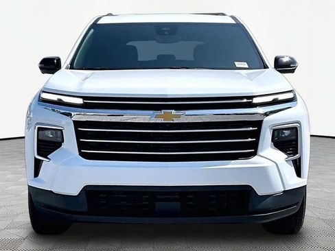 New 2026 Chevrolet Traverse LT w/ Driver Confidence Package AWD/4WD image 2