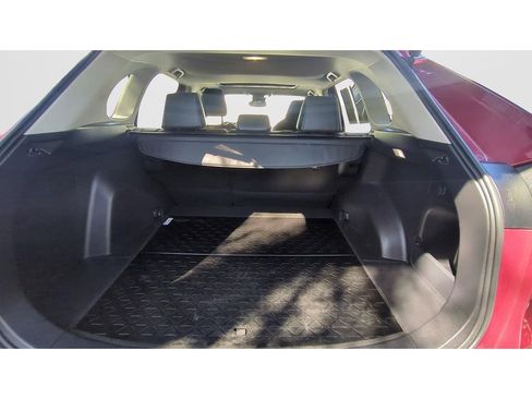 Certified 2022 Toyota RAV4 XLE Premium image 11