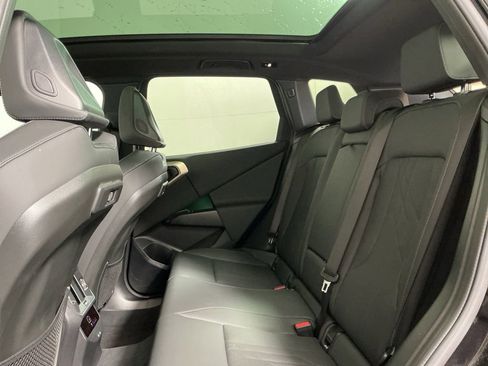 Certified 2025 BMW X3 xDrive30 w/ Convenience Package AWD/4WD image 29